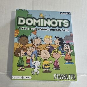 Peanuts Dominots Game BNWT Unopened